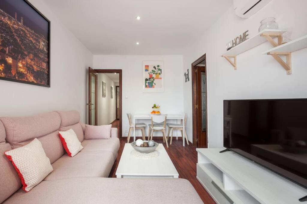 Habitaciones Camp Nou Apartment L'Hospitalet de Llobregat Buitenkant foto